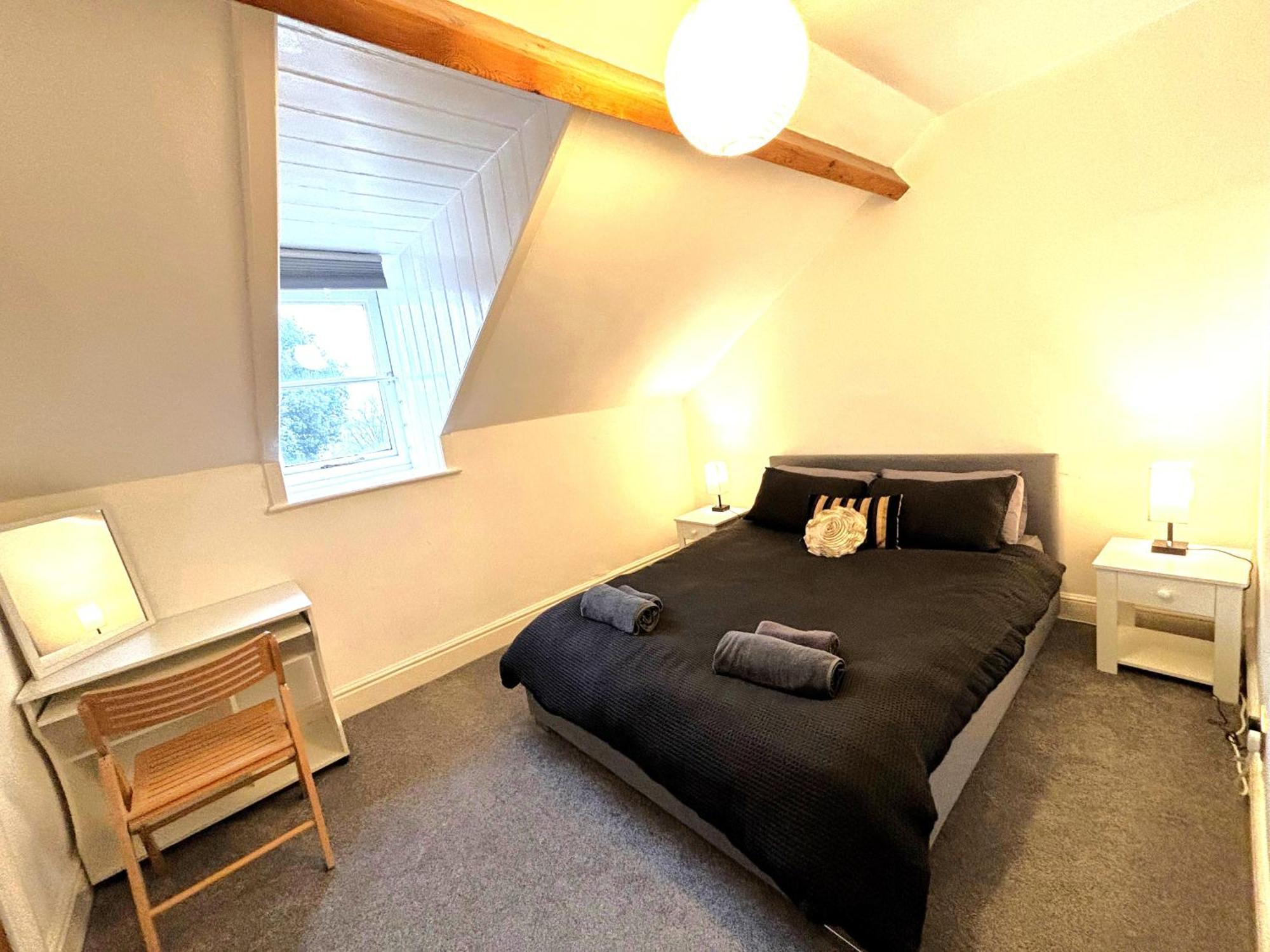 Clifton Spacious 3 Bed Apt & Parking - Simplycheckin Bristol Exterior photo